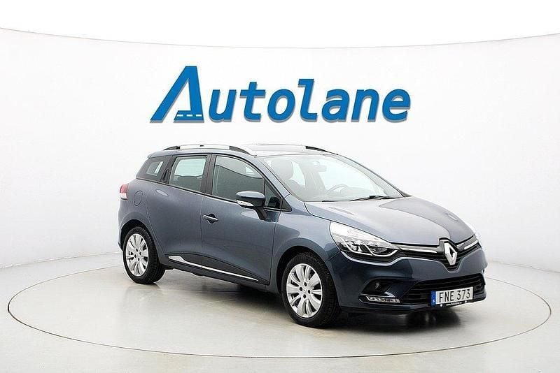 Grå Begagnad 2017 Renault Clio IV Zen Kombi | 99 900 kr (Marknadspris) - Bild 1/3