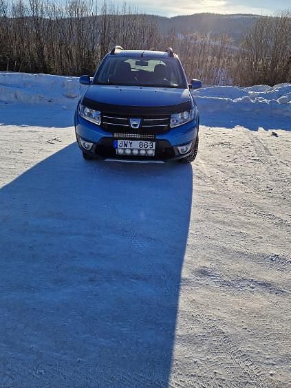 Begagnad Dacia Sandero Stepway 90 HK (66 kW) 2014