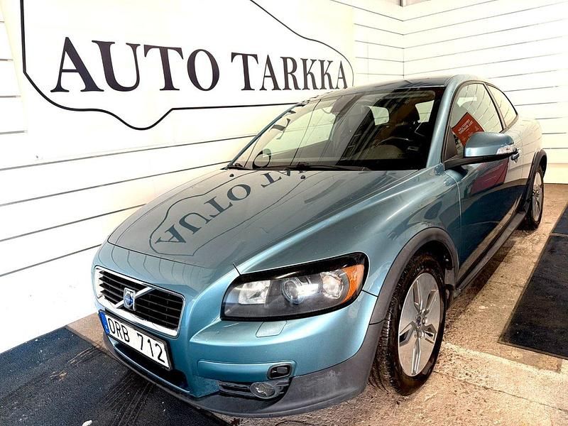 Blå Begagnad 2009 Volvo C30 Momentum Halvkombi | 39 900 kr (Marknadspris) - Bild 1/4