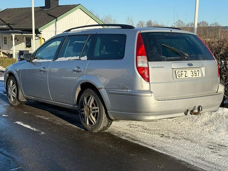 Begagnad Ford Mondeo 145 HK (106 kW) 2006 Kombi
