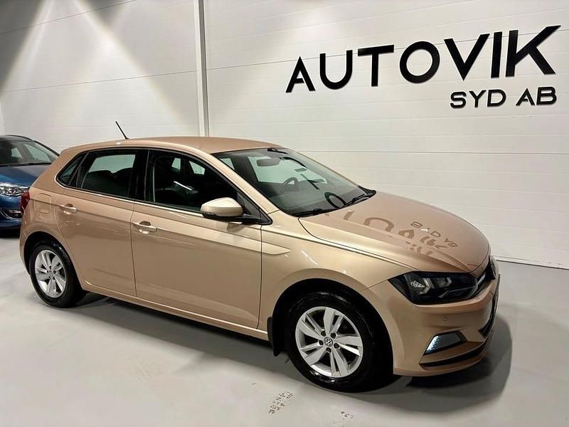 Brun Begagnad 2018 VW Polo Halvkombi | 117 900 kr (Marknadspris) - Bild 1/4
