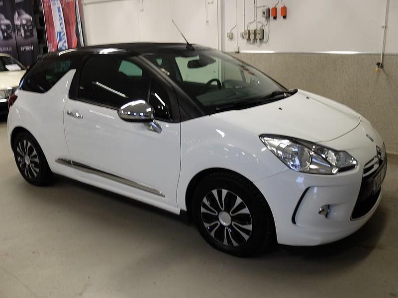 Begagnad Citroën DS3 Cabriolet 92 HK (67 kW) 2013 Vit Cab