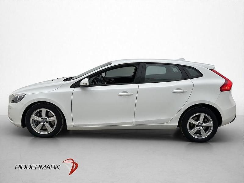 Begagnad Volvo V40 122 HK (89 kW) 2015 Vit Halvkombi
