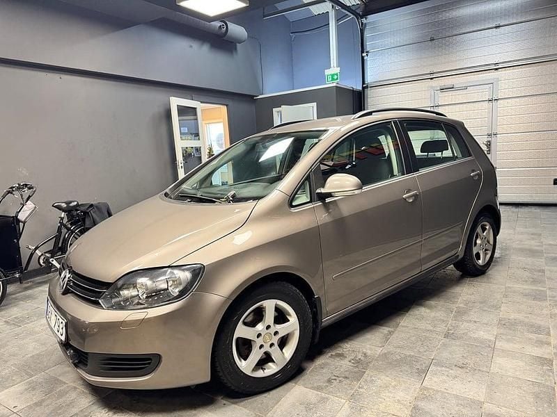 Begagnad VW Golf VI 122 HK (89 kW) 2010 Brun Halvkombi