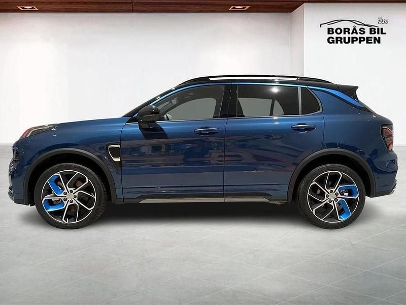 Begagnad Lynk & Co 01 264 HK (194 kW) 2024 Blå SUV