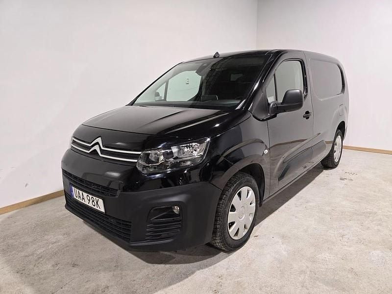 Svart Begagnad 2020 Citroën Berlingo Minibuss | 109 500 kr (Marknadspris) - Bild 1/4