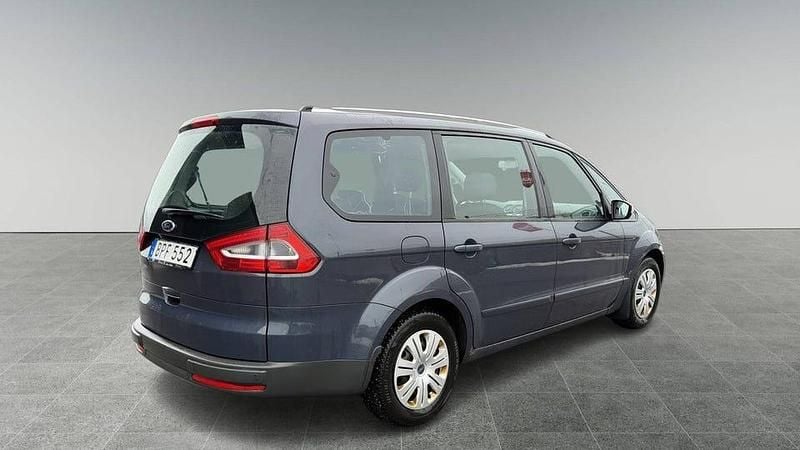 Begagnad Ford Galaxy 117 HK (86 kW) 2014 Grå Minibuss