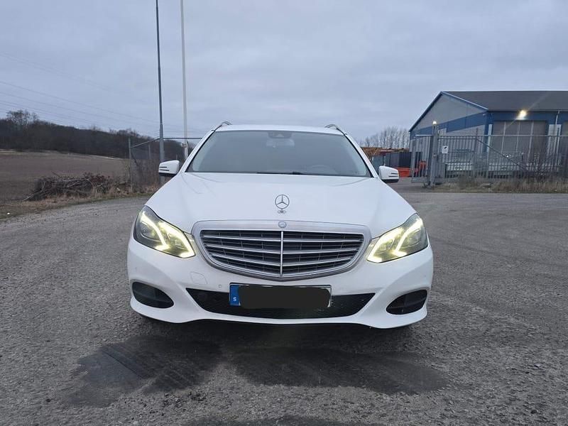 Begagnad Mercedes E220 170 HK (125 kW) 2014