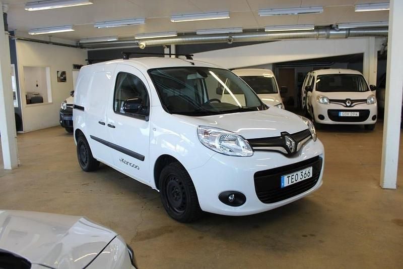 Vit Begagnad 2018 Renault Kangoo Van | 109 000 kr (Marknadspris) - Bild 1/4
