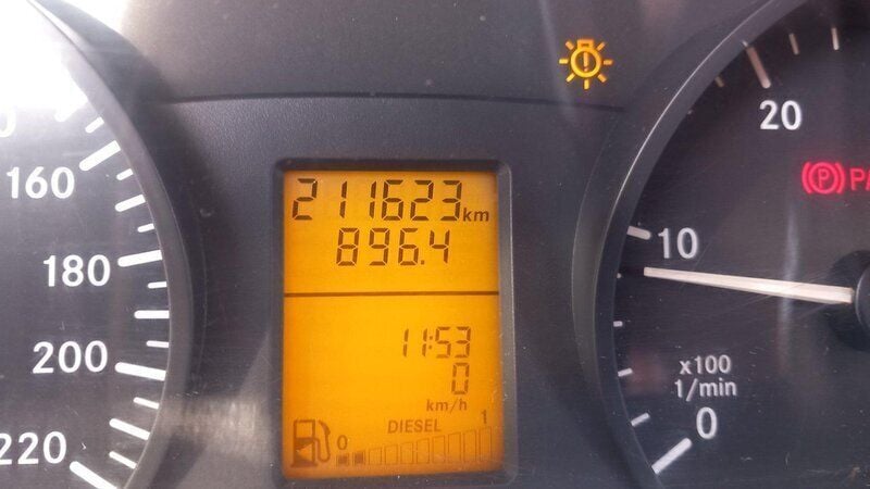 Gul Begagnad 2009 Mercedes Vito Minibuss | 27 000 kr (Superpris) - Bild 1/4