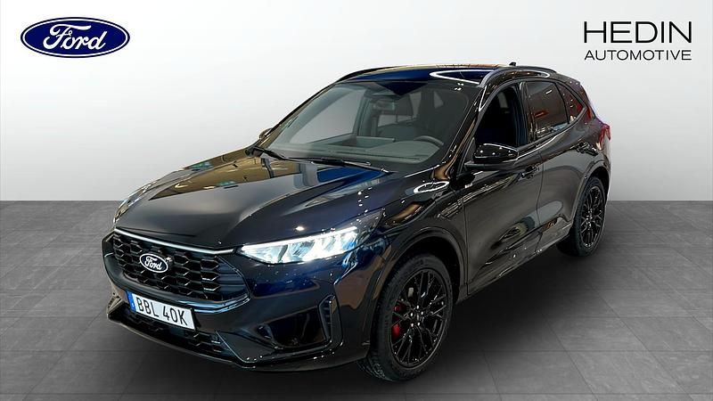 Svart Begagnad 2026 Ford Kuga ST-Line X SUV | 499 000 kr (Dyr) - Bild 1/4