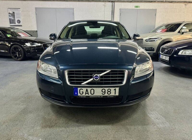 Blå Begagnad 2007 Volvo S80 Sedan | 64 900 kr (Marknadspris) - Bild 1/4