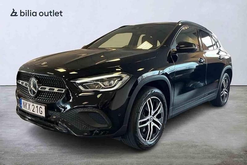 Svart Begagnad 2021 Mercedes GLA250 SUV | 334 900 kr (Bra pris) - Bild 1/1