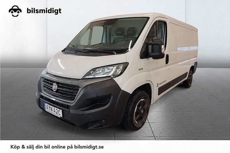 Vit Begagnad 2021 Fiat Ducato Van | 219 800 kr (Bra pris) - Bild 1/3
