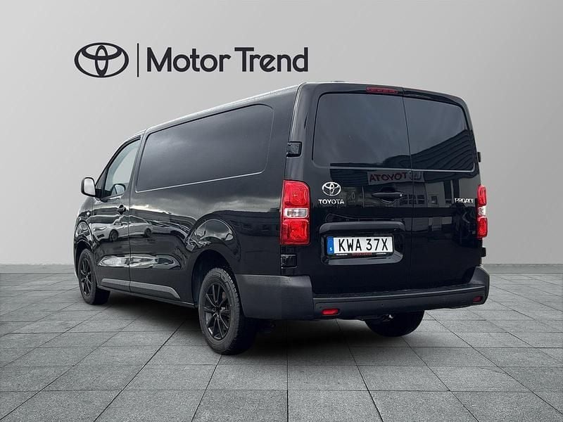 Begagnad Toyota Proace 2023 Svart Minibuss