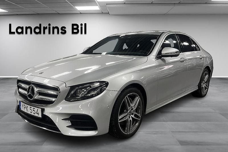Silver Begagnad 2017 Mercedes E220 AMG line Sedan | 269 900 kr (Marknadspris) - Bild 1/4