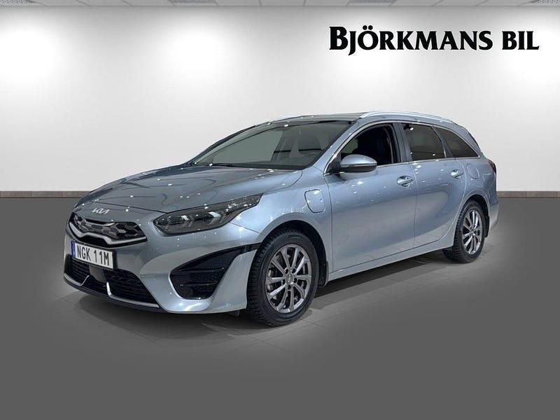 Begagnad Kia Ceed Sportswagon Advance 105 HK (77 kW) 2022 Grå Kombi