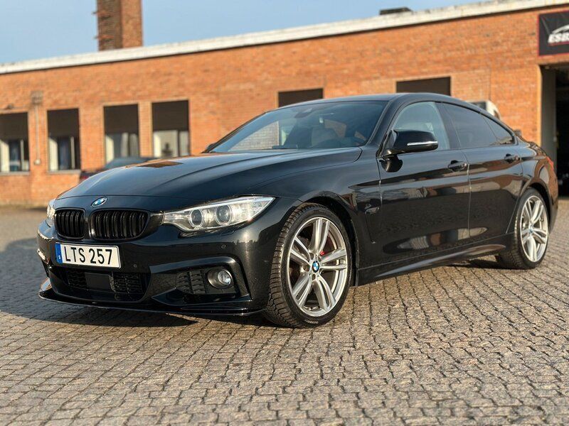 Svart Begagnad 2015 BMW 420 Gran Coupé M Sport Sportkupé | 189 900 kr (Marknadspris) - Bild 1/4
