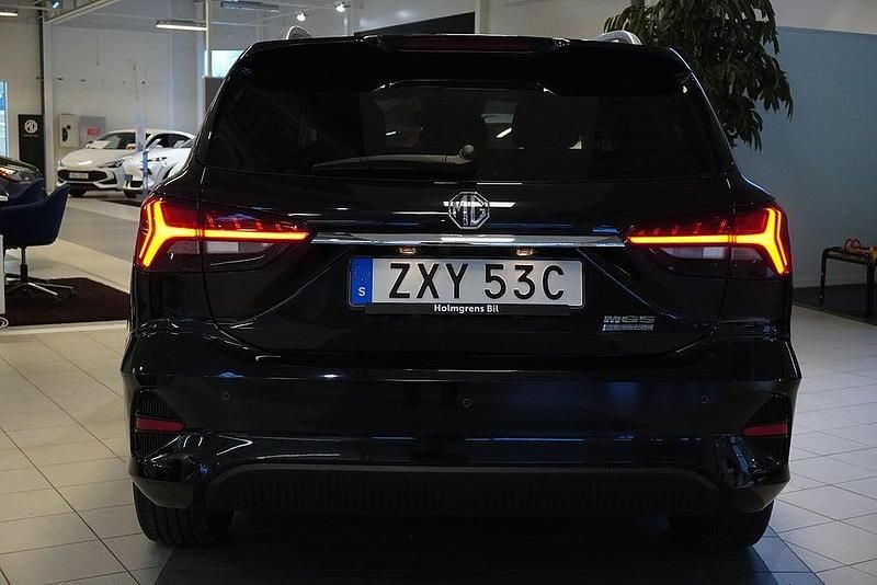 Begagnad MG MG5 EV 114 kW (156 HK) 2022 Svart Kombi