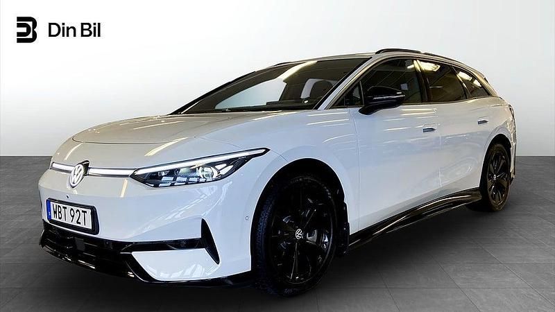 Vit Begagnad 2024 VW ID.7 Pro Kombi | 519 900 kr (Marknadspris) - Bild 1/4