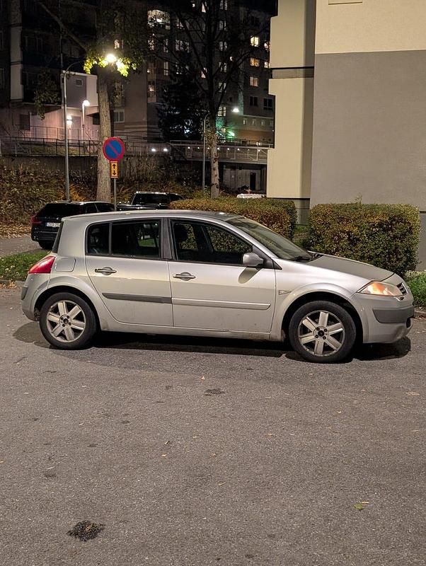 Begagnad Renault Mégane II 135 HK (99 kW) 2005