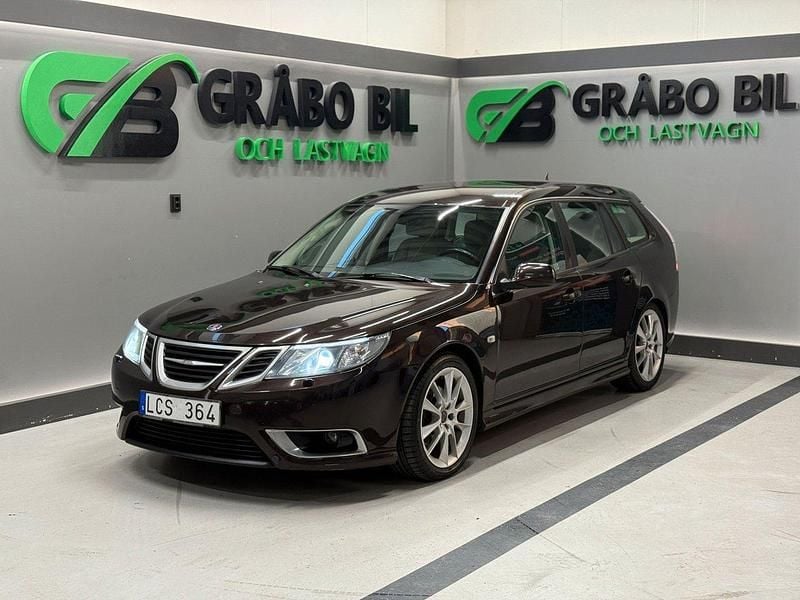 Brun Begagnad 2011 Saab 9-3 Aero Kombi | 99 900 kr (Dyr) - Bild 1/4