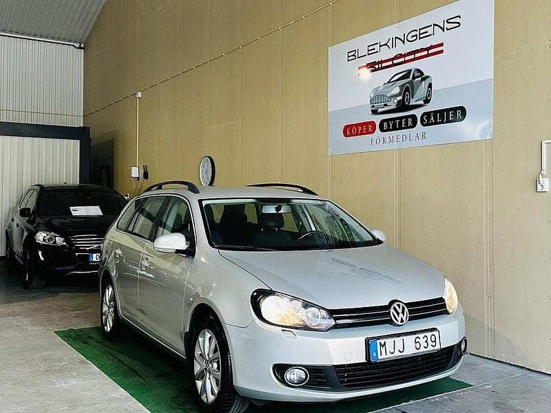 Ljusbrun Begagnad 2010 VW Golf Kombi | 39 900 kr (Marknadspris) - Bild 1/4