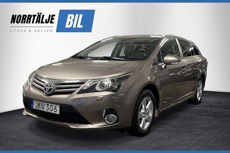 Brun Begagnad 2014 Toyota Avensis Edition Kombi | 89 900 kr (Marknadspris) - Bild 1/3