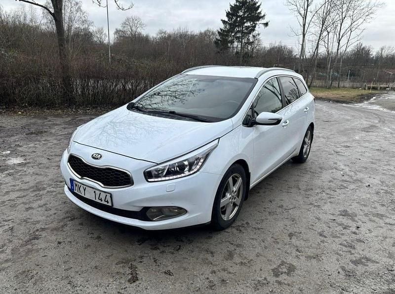 Begagnad 2013 Kia Ceed Sportswagon Kombi | 57 000 kr (Bra pris) - Bild 1/4