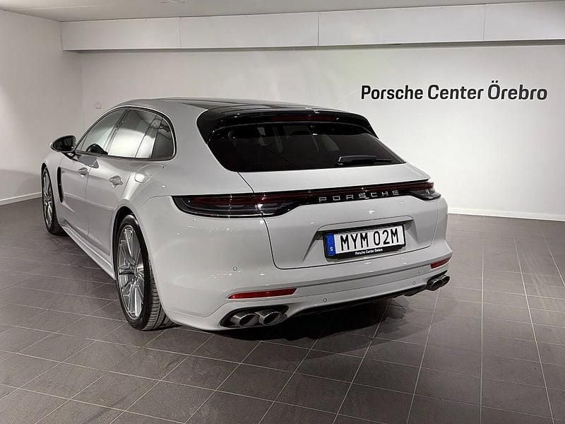 Begagnad Porsche Panamera Sport Turismo 330 HK (242 kW) 2021 Ljusgrå Kombi