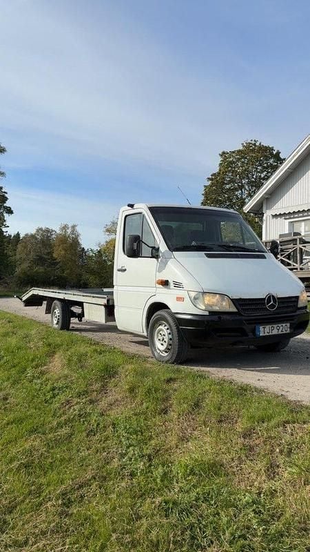 Begagnad 2002 Mercedes 316 Van | 69 800 kr (Lite dyr) - Bild 1/4