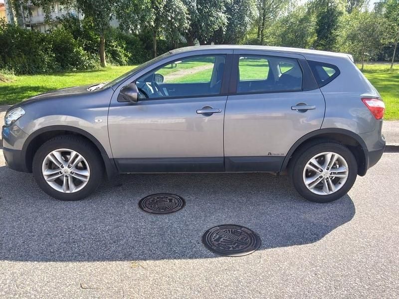 Begagnad 2011 Nissan Qashqai SUV | 69 000 kr (Marknadspris) - Bild 1/4