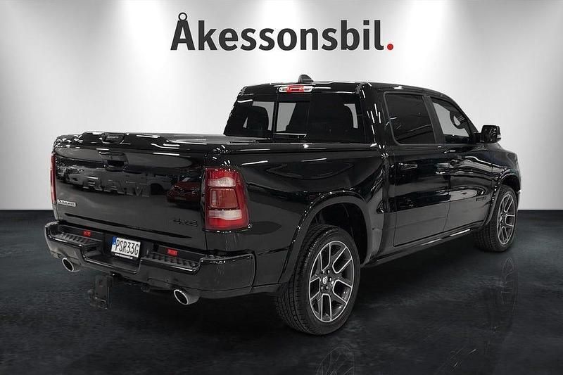 Begagnad RAM 1500 401 HK (294 kW) 2019 Svart Pickup