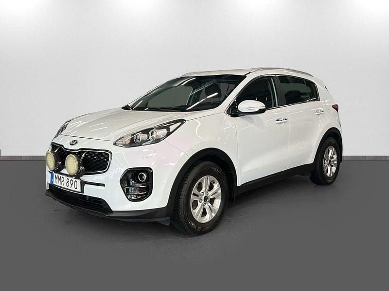 Vit Begagnad 2016 Kia Sportage Advance SUV | 139 900 kr (Lite dyr) - Bild 1/4