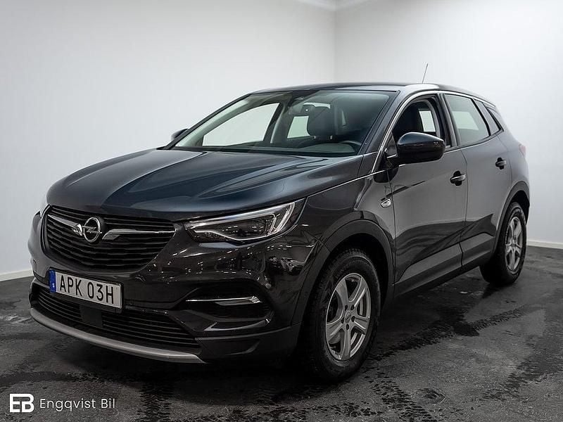 Grå Begagnad 2019 Opel Grandland X Dynamic SUV | 158 900 kr (Marknadspris) - Bild 1/4