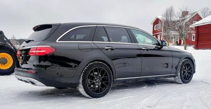 Begagnad Mercedes E400 340 HK (250 kW) 2019