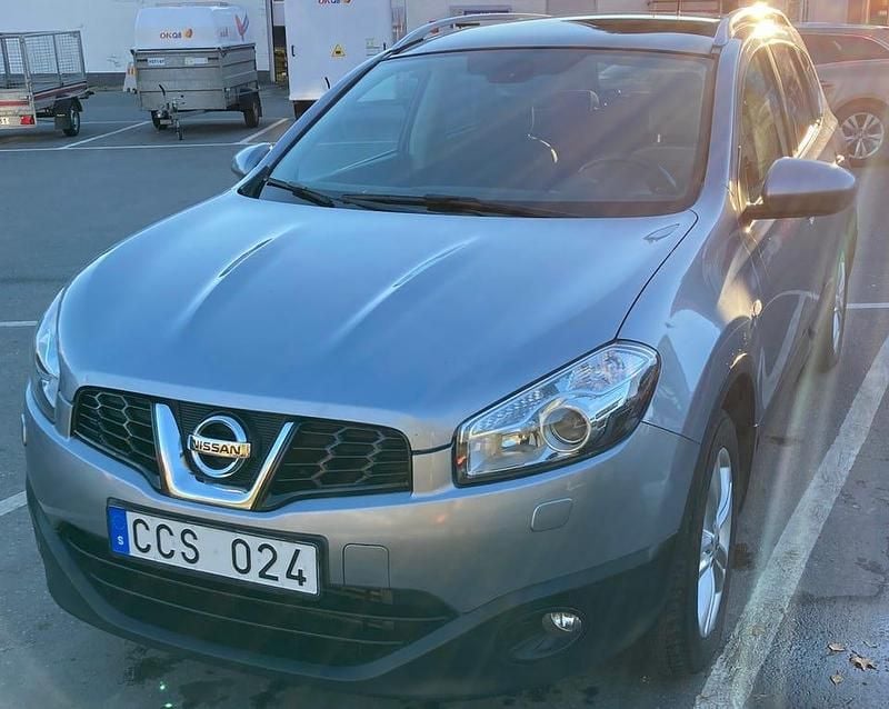 Begagnad 2013 Nissan Qashqai +2 SUV | 70 000 kr (Marknadspris) - Bild 1/3