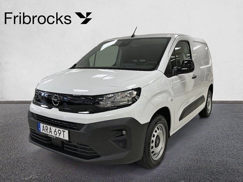 Vit (vit kaolin) Ny 2024 Opel Combo Minibuss | 324 875 kr (Marknadspris) - Bild 1/4