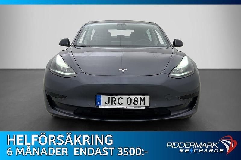 Begagnad Tesla Model 3 Standard Range Plus 239 kW (325 HK) 2021 Grå Sedan