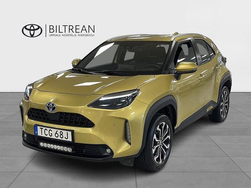 Gul Begagnad 2021 Toyota Yaris Cross Active SUV | 279 000 kr (Lite dyr) - Bild 1/3