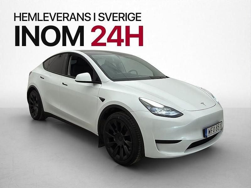 Begagnad Tesla Model Y Standard Range 250 kW (340 HK) 2023 Vit SUV