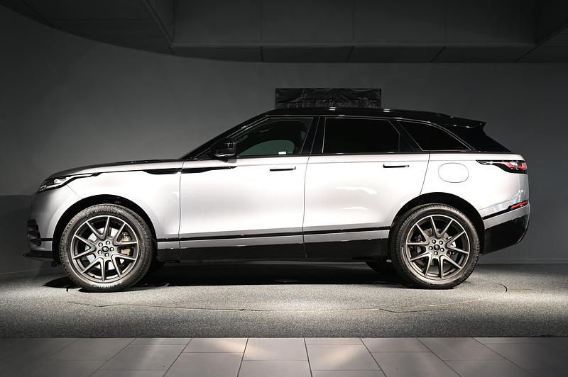 Begagnad Land Rover Range Rover Velar 2023 Grå SUV
