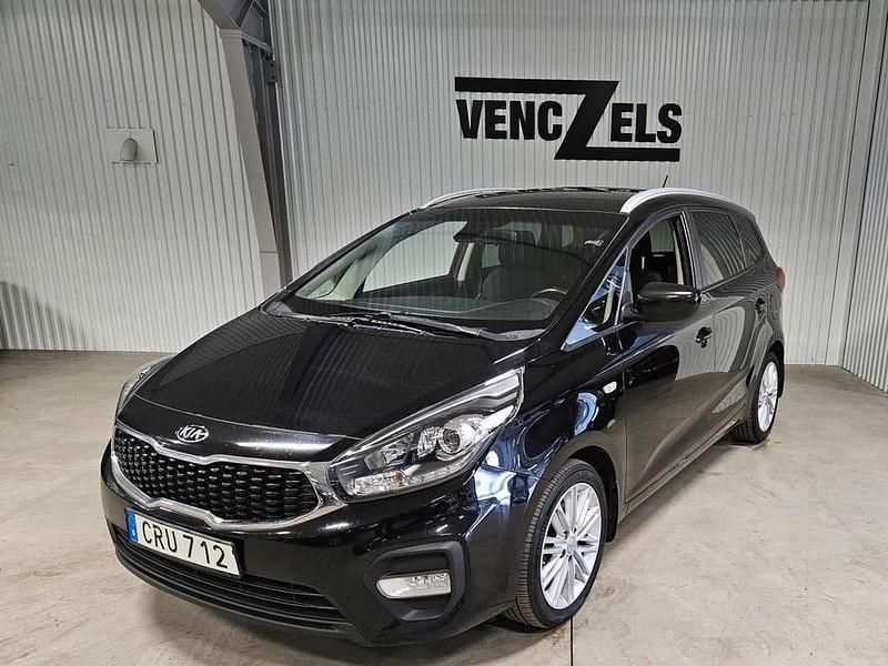 Svart Begagnad 2016 Kia Carens Minibuss | 139 000 kr (Dyr) - Bild 1/4