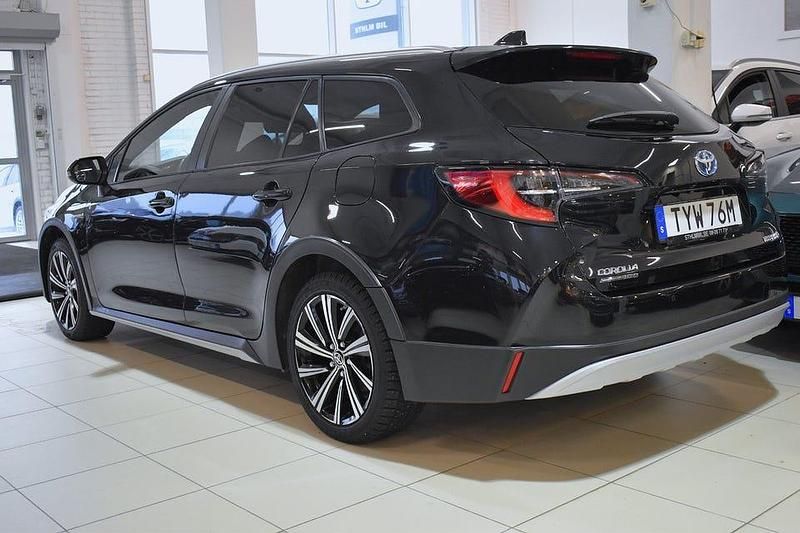 Begagnad Toyota Corolla 122 HK (89 kW) 2021 Svart Kombi