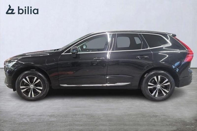Begagnad Volvo XC60 Core 355 HK (261 kW) 2023 Svart SUV