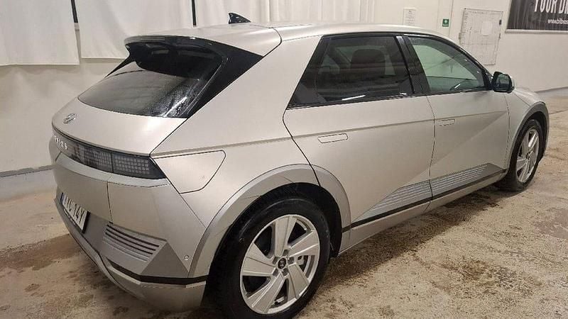 Begagnad Hyundai Ioniq 5 Advanced 167 kW (228 HK) 2024 Gravity gold matte SUV