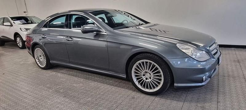 Begagnad Mercedes CLS350 292 HK (214 kW) 2009 Grå Sportkupé