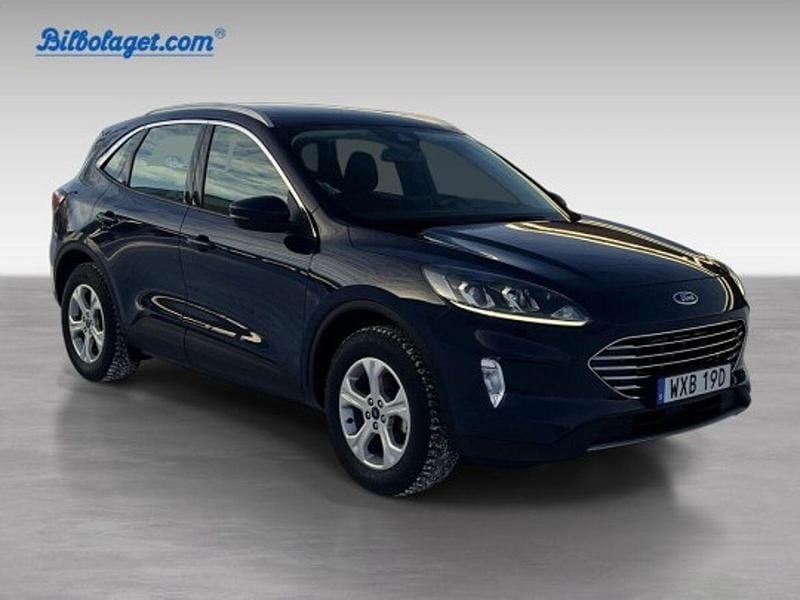 Blå Begagnad 2022 Ford Kuga Titanium SUV | 259 000 kr (Marknadspris) - Bild 1/4