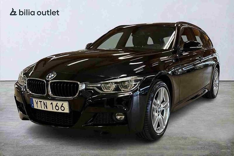 Svart Begagnad 2018 BMW 320 Kombi | 228 900 kr - Bild 1/1