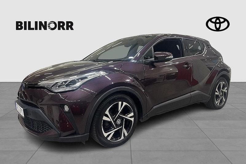 Lila Begagnad 2022 Toyota C-HR Edition SUV | 258 400 kr (Marknadspris) - Bild 1/4